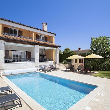 Ferienhaus In Pomer Mit Privatem Beheizten Pool Und Meerblick Exterior foto